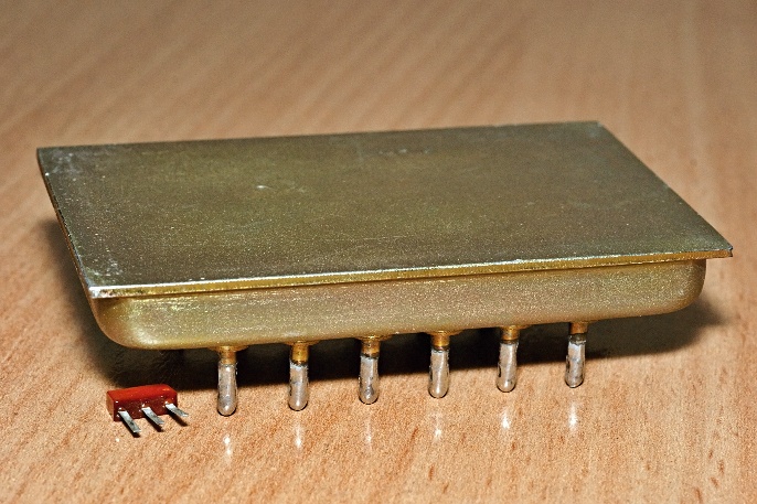 транзистор 2ТС843А