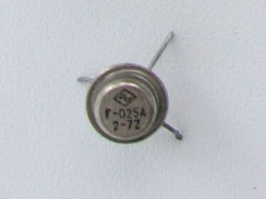 транзистор Г025А