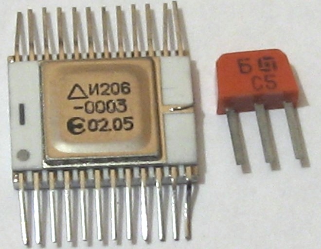 микросхема И206-0003