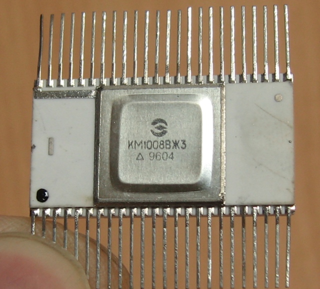 микросхема КМ1008ВЖ3