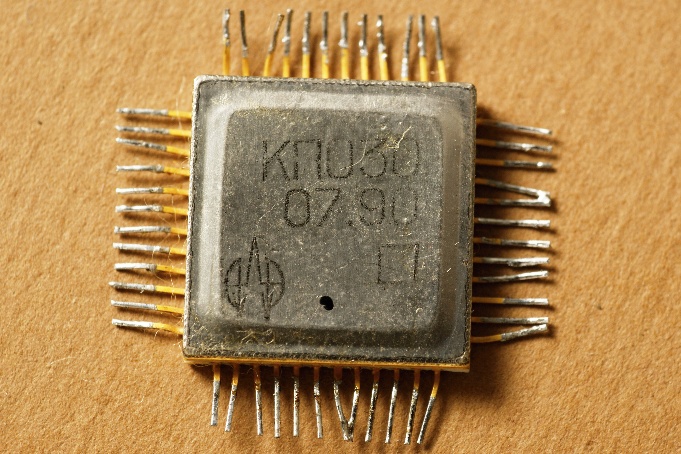 микросхема КП030