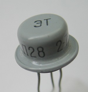 транзистор П28