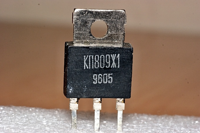 транзистор КП809Ж1