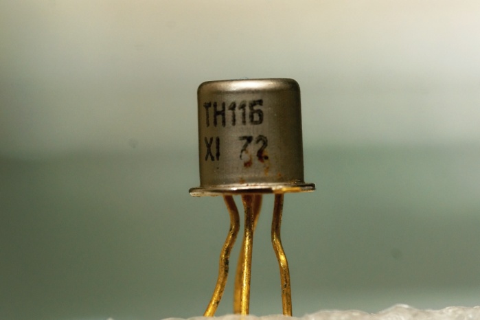 транзистор ТН11