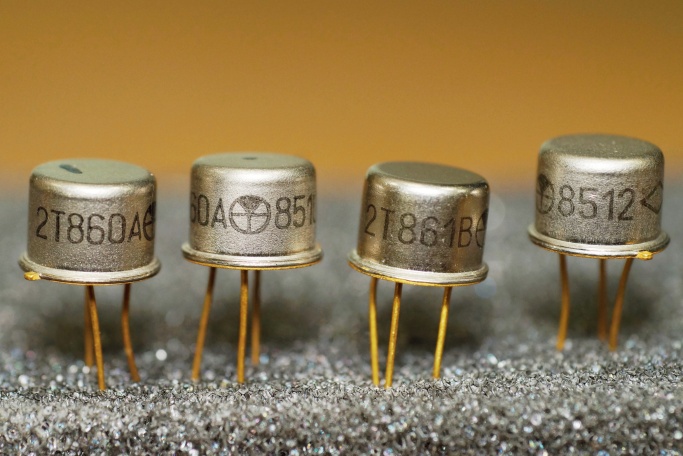 транзисторы 2Т860, 2Т861