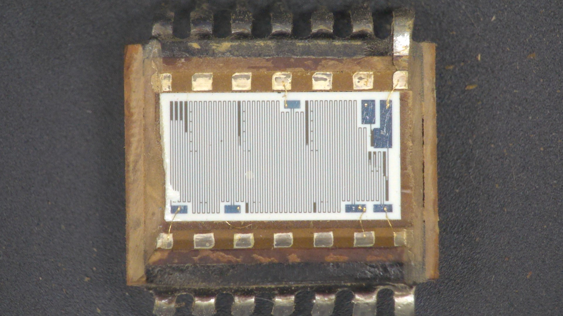 микросхема К308НР6